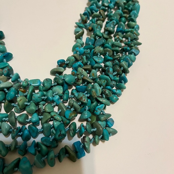 Turquoise Beaded Necklace - Picture 5 of 6